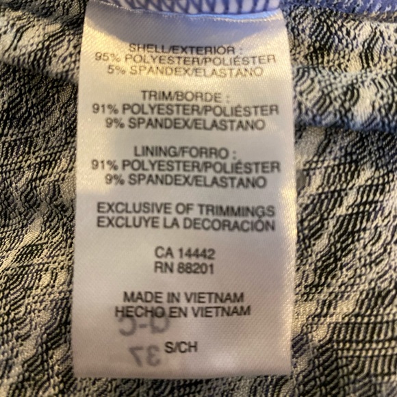 MPG Performance Travel Dress Size S - Picture 7 of 7